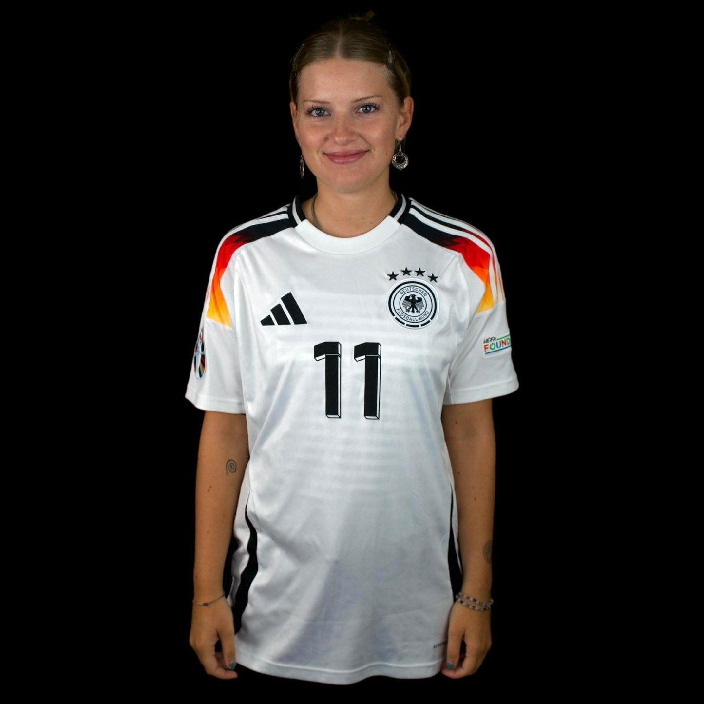 Deutschland - 2024-25 - Heim - S - adidas - Führich #11