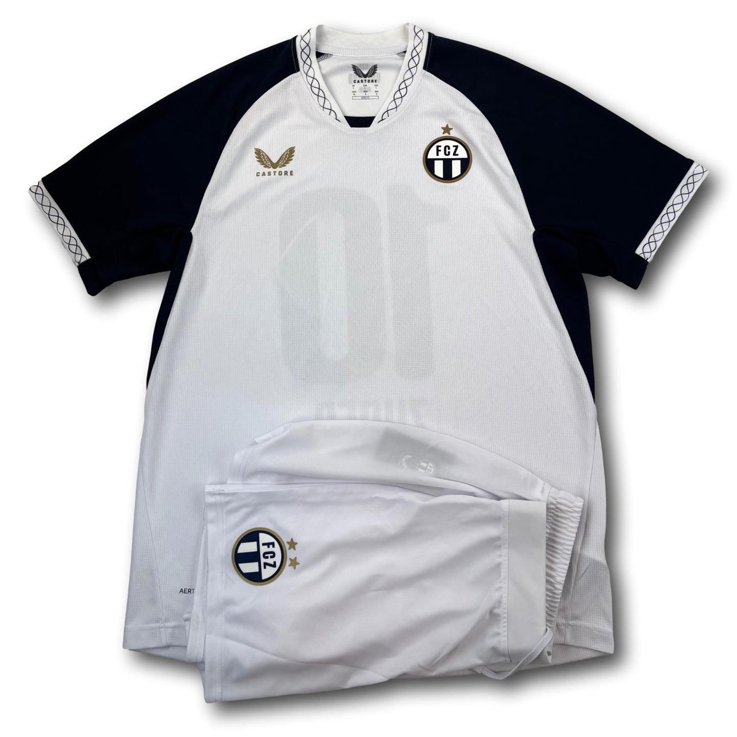 FC Zürich - 2025-26 - Domicile - L - Castore - Zuber #10 - short inclus