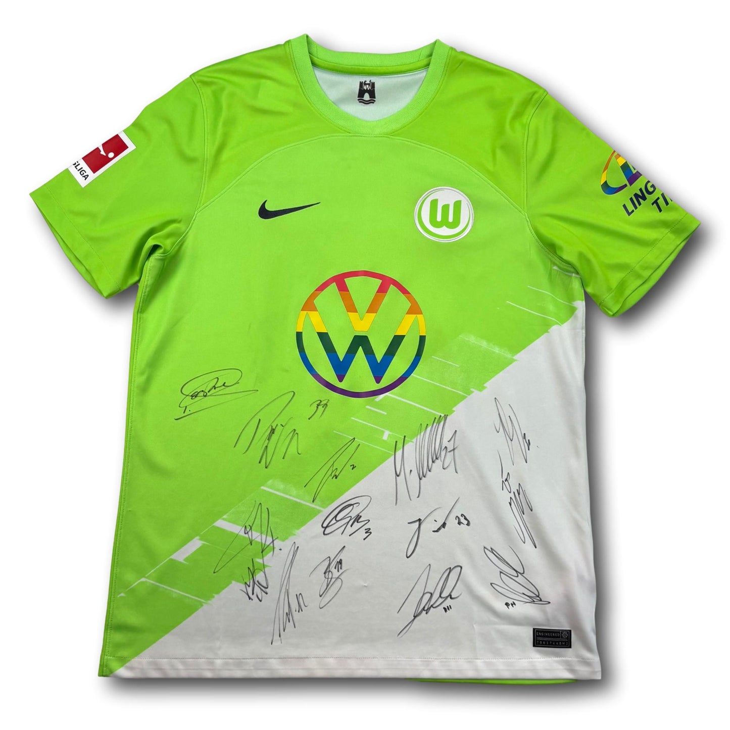 VfL Wolfsburg - 2022-23 - Domicile - M - Nike - Arnold #27 - signé