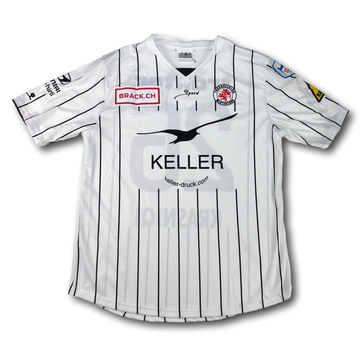 FC Winterthur - environ 2016-17 - Porté en match - Extérieur - L - Gpard - Krasniqi #26