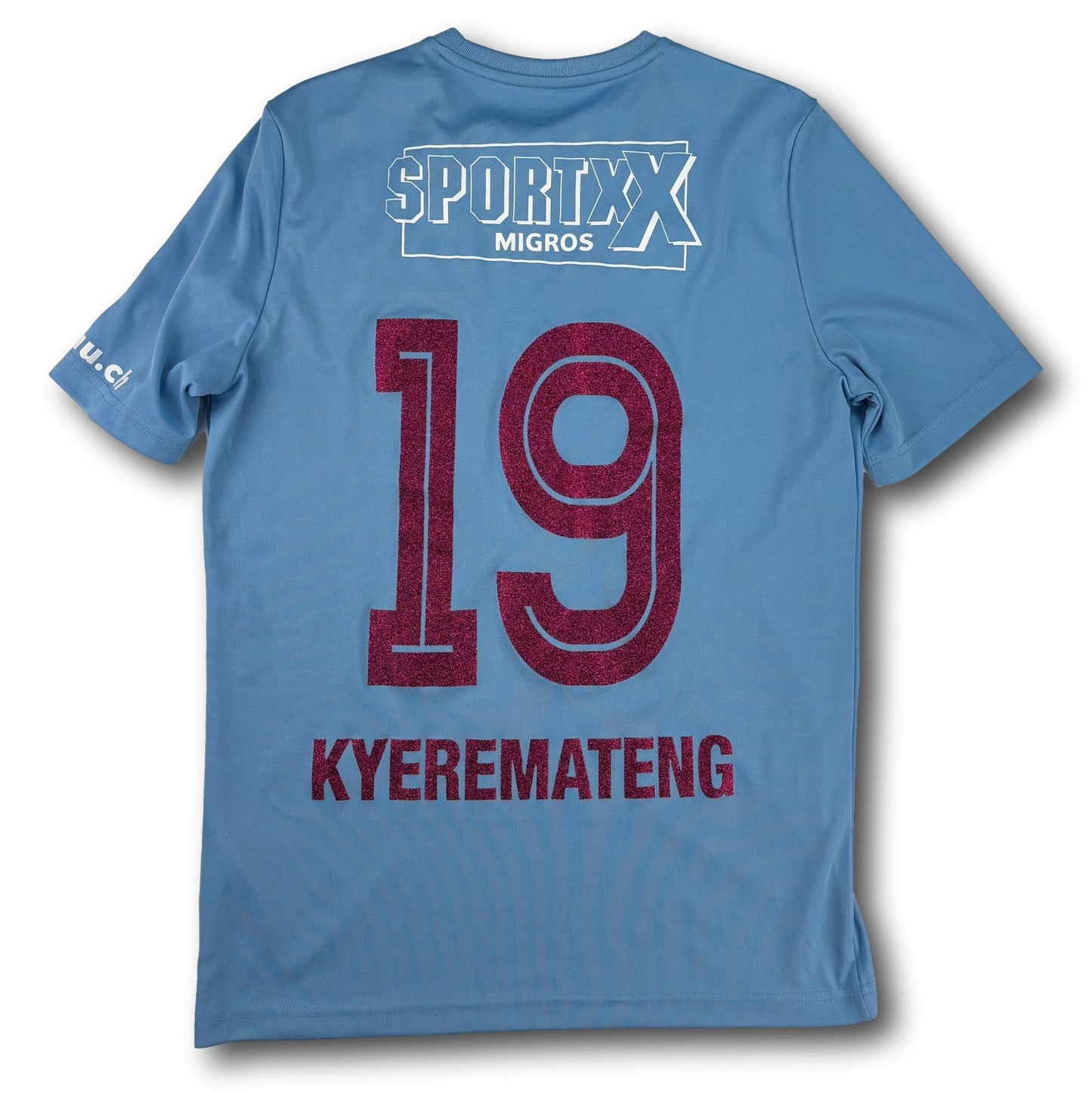 FC Thun - 2021-22 - Spezial - M - Macron - Kyeremateng #19