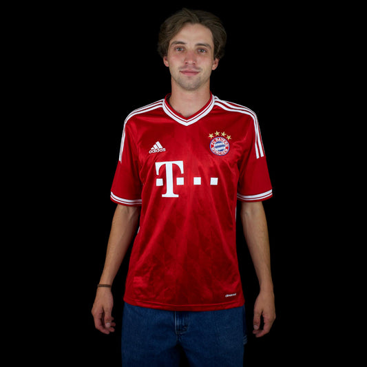 FC Bayern München - 2013-14 - Heim - M - adidas
