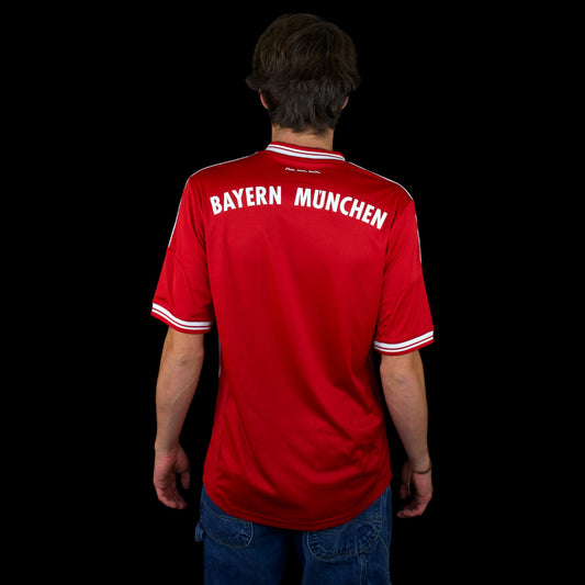 FC Bayern München - 2013-14 - Heim - M - adidas