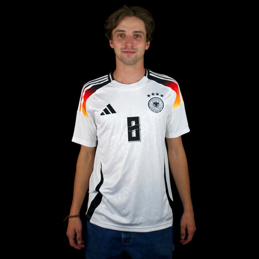 Deutschland - 2024-25 - Heim - M - adidas - Kroos #8