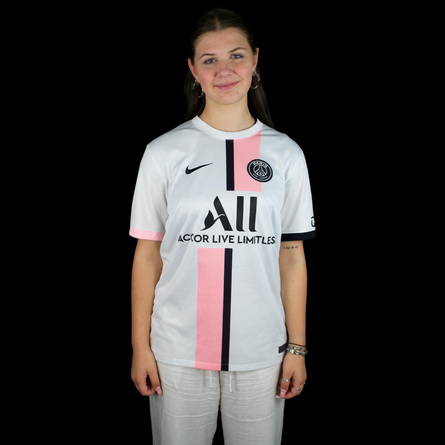 Paris Saint-Germain - 2021-22 - Away - L - Nike