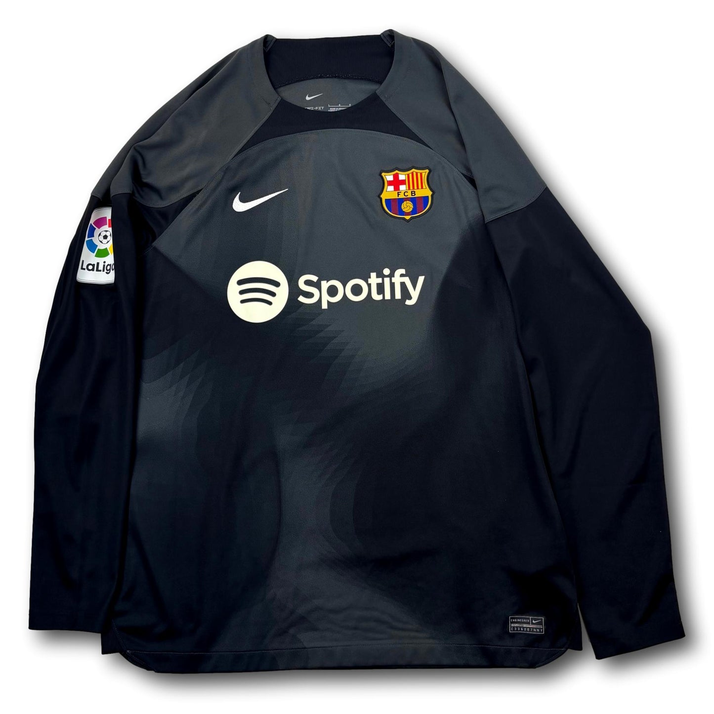 FC Barcelona - 2022-23 - Goalkeeper - L - Nike