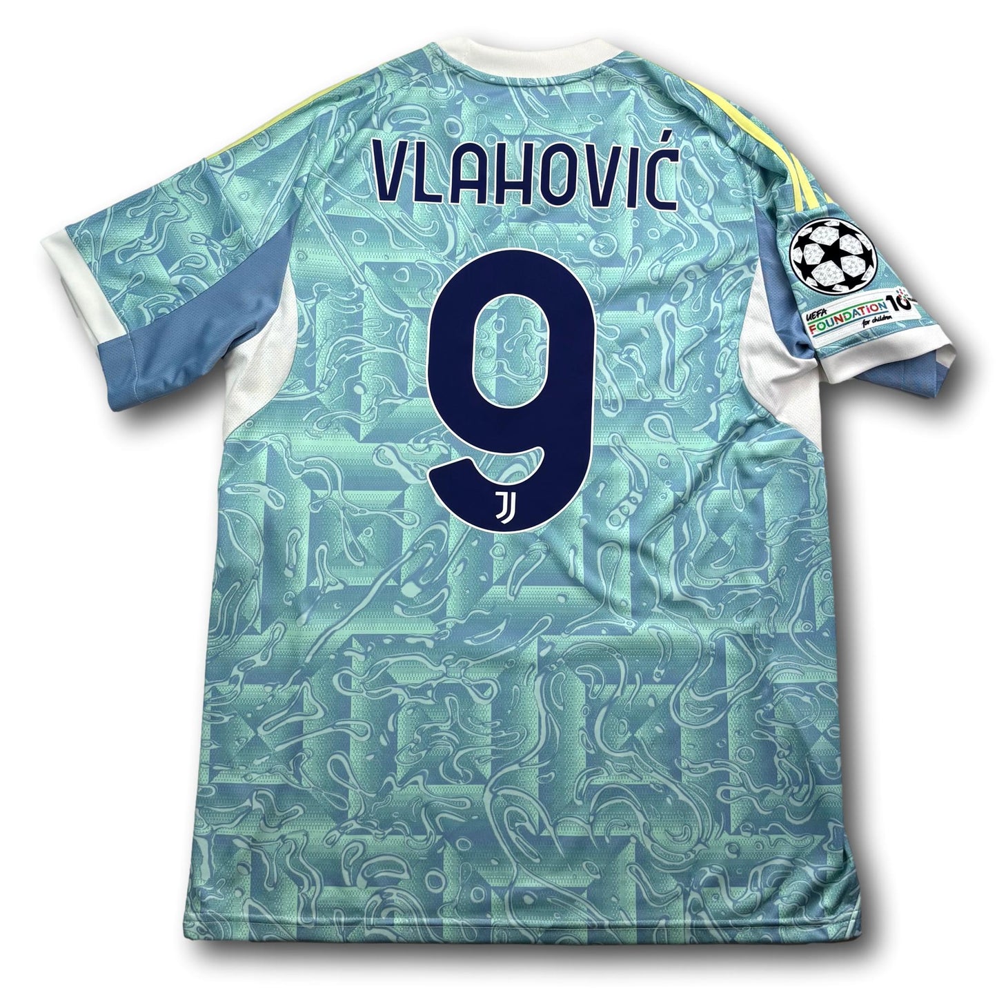 Juventus Turin - 2025-26 - Away - L - adidas - Vlahović #9