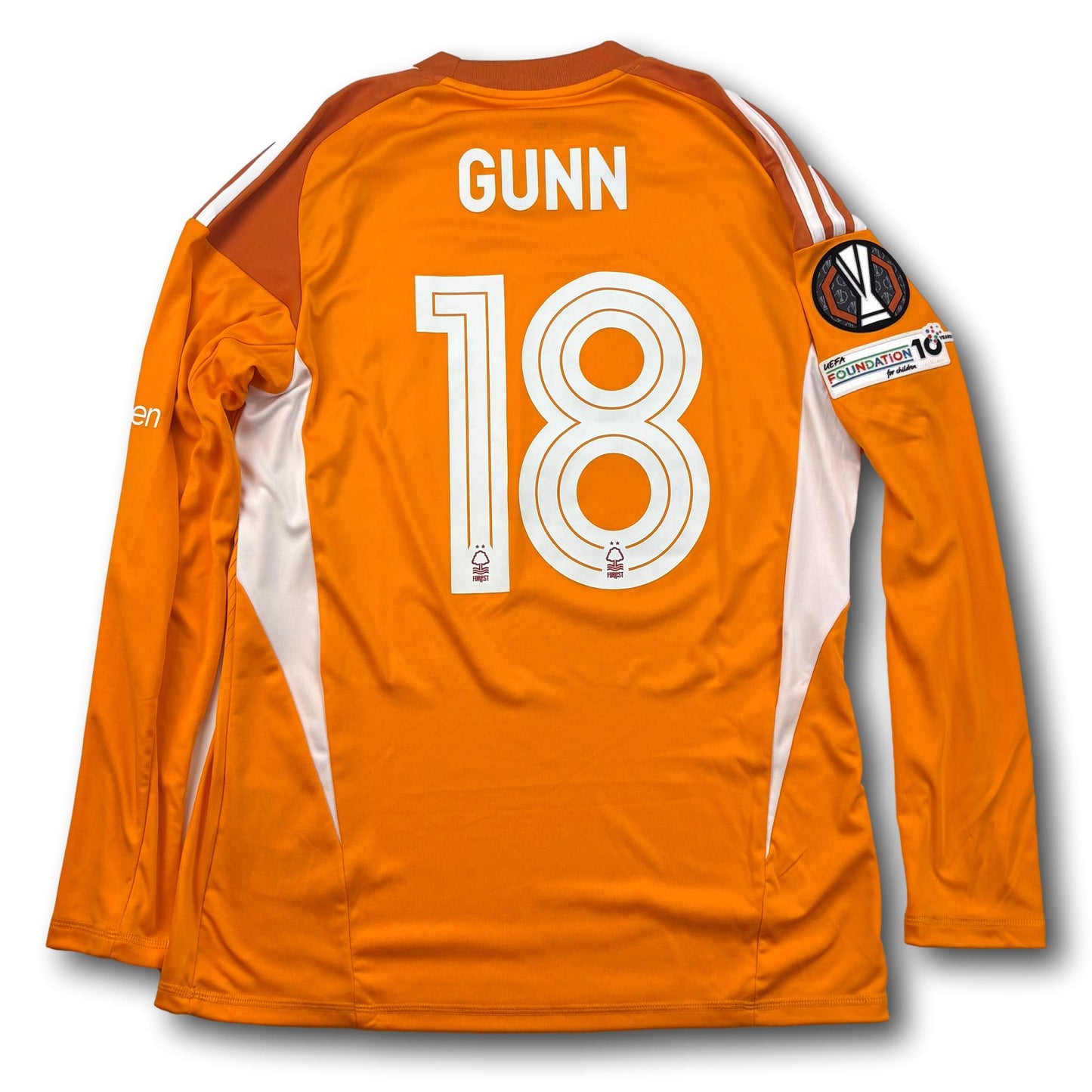 Nottingham Forest - 2025-26 - Torhüter - M - adidas - Gunn #18
