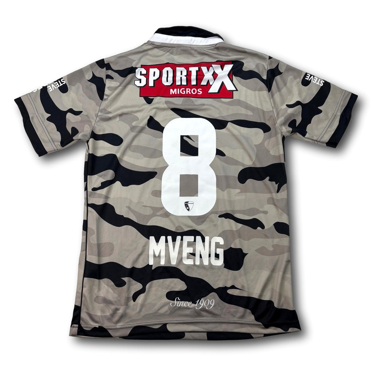 FC Sion - 2016-17 - Match-prepared - Third - L - Errea - Mveng #8
